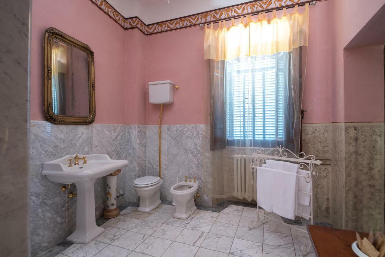 Castello Di Valenzano Villa Арецо Екстериор снимка