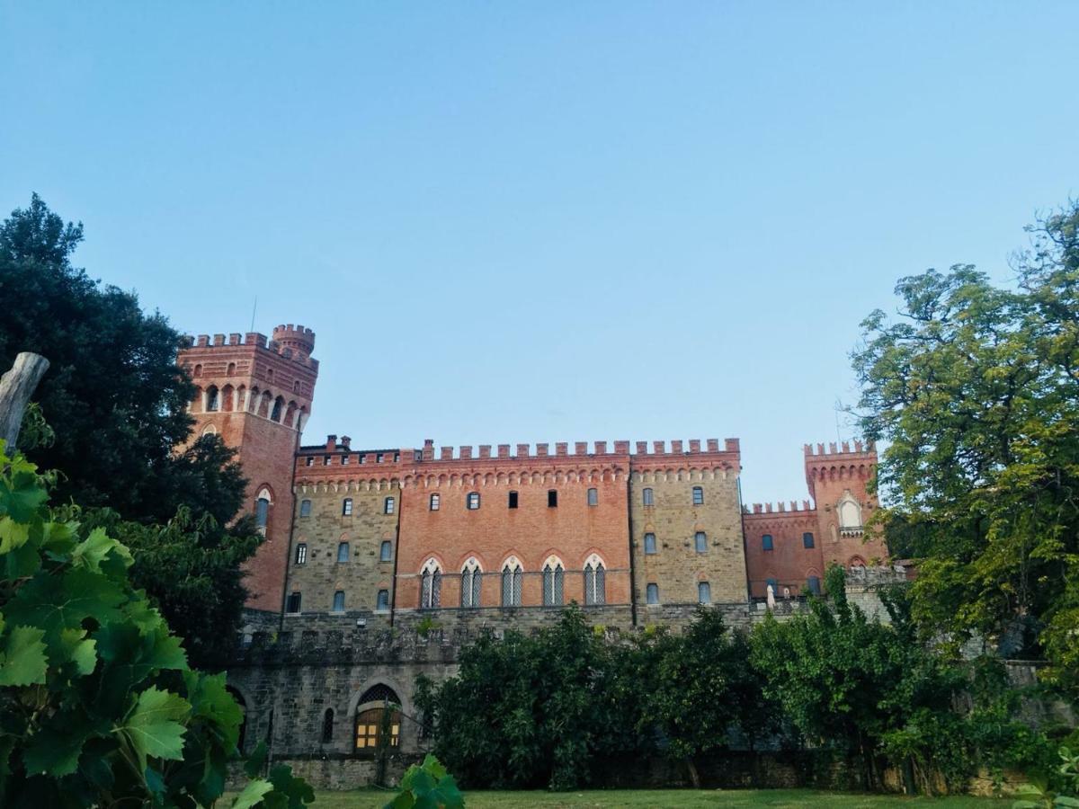 Castello Di Valenzano Villa Арецо Екстериор снимка